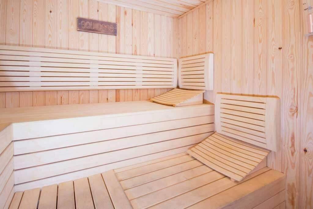Con Jacuzzi, Sauna, Gimnasio Y Piscina Enfrente Del Mar Appartement *