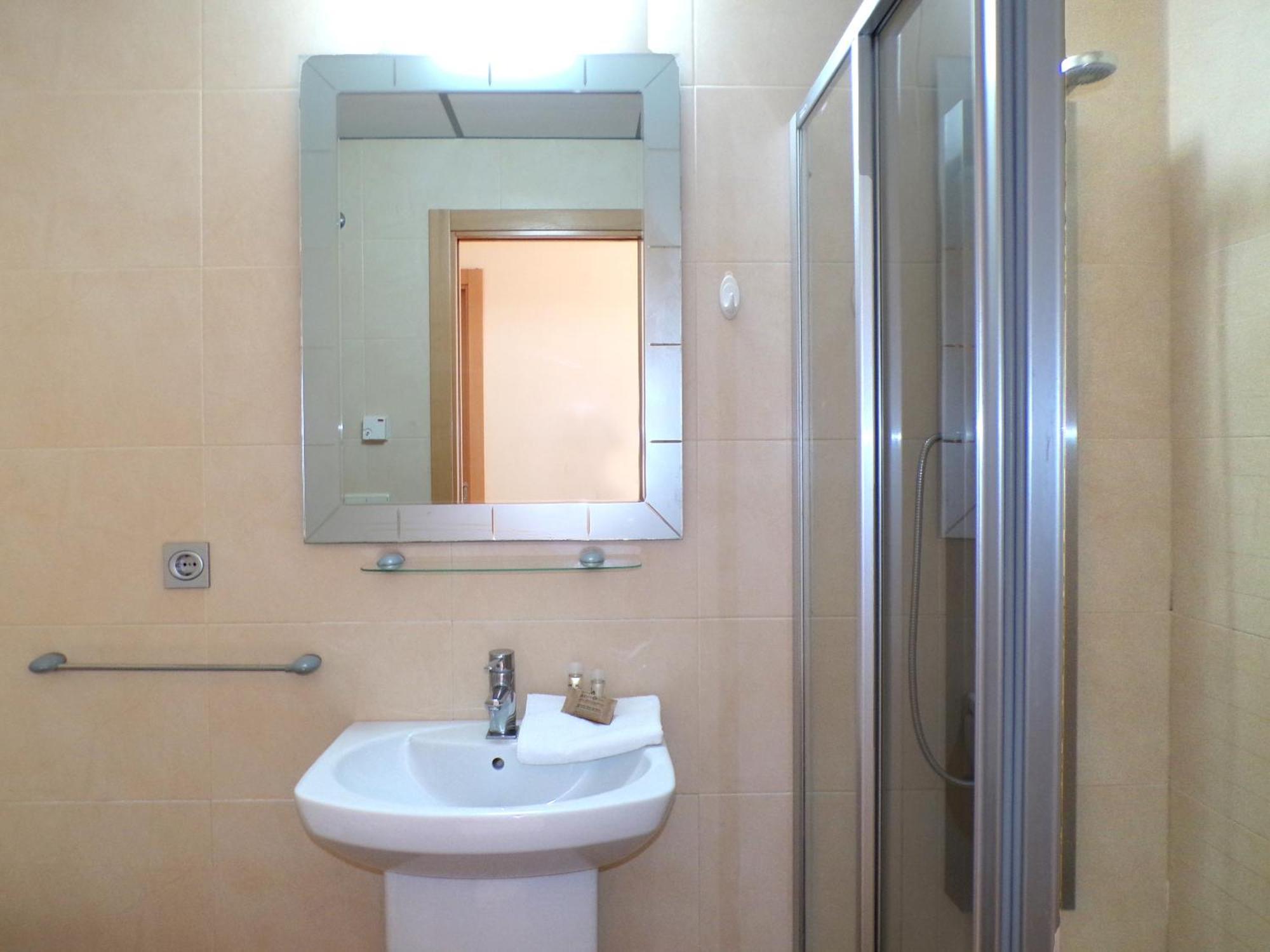 Appartement Con Jacuzzi, Sauna, Gimnasio Y Piscina Enfrente Del Mar Benidorm