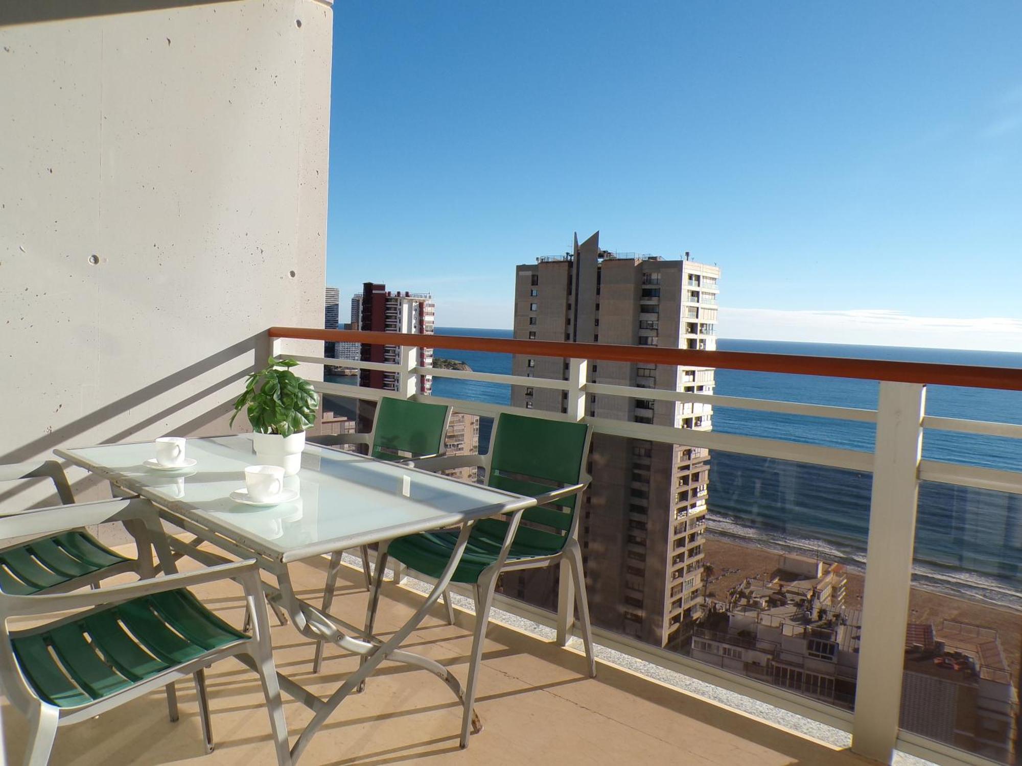 Appartement Con Jacuzzi, Sauna, Gimnasio Y Piscina Enfrente Del Mar
